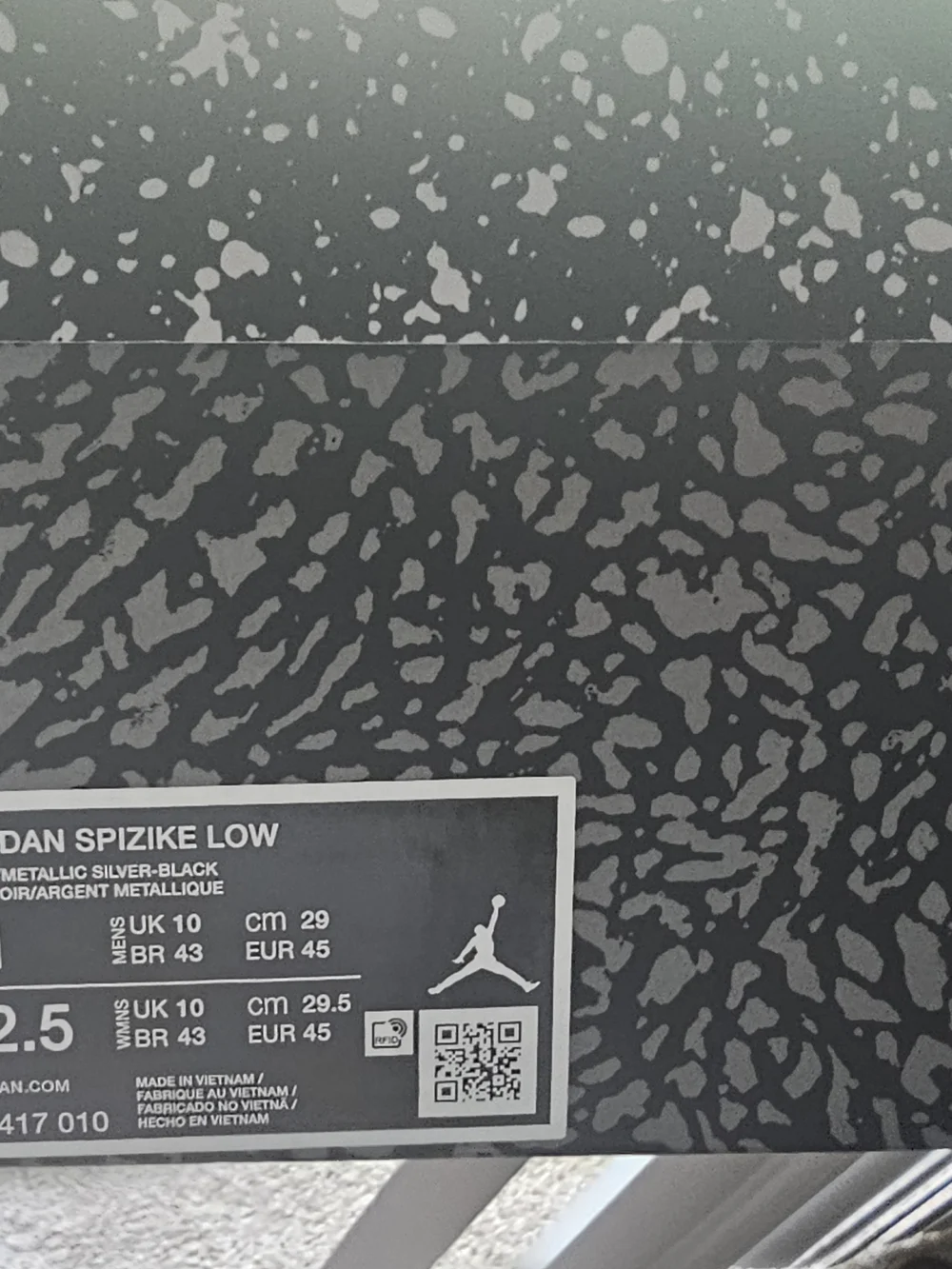 Size 11 - Air Jordan Spizike Low Black Metallic